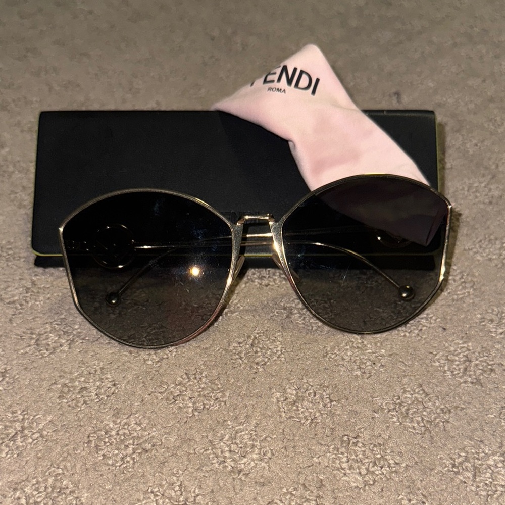 Fendi Gold and Black Sunglasses with Sophisticated Design